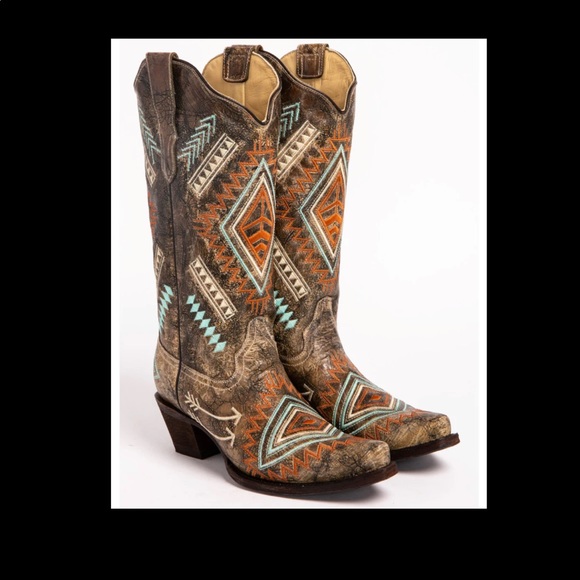 Corral Shoes - {CORRAL} distressed Aztec cowgirl boots